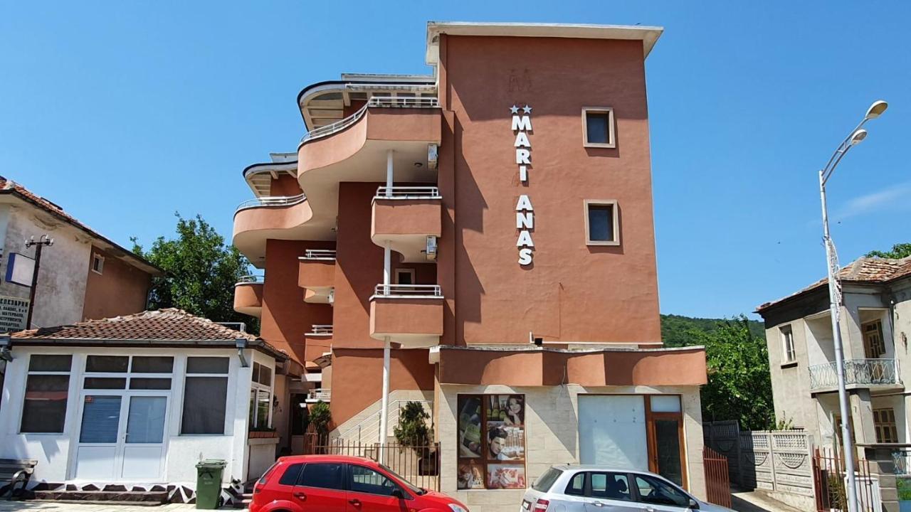 Marianas Guesthouse Obzor Eksteriør bilde