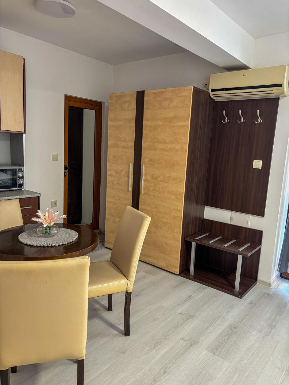 Marianas Guesthouse Obzor Eksteriør bilde