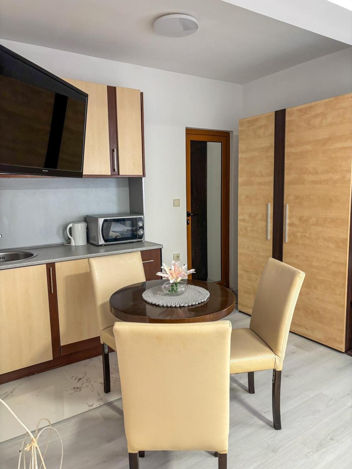Marianas Guesthouse Obzor Eksteriør bilde