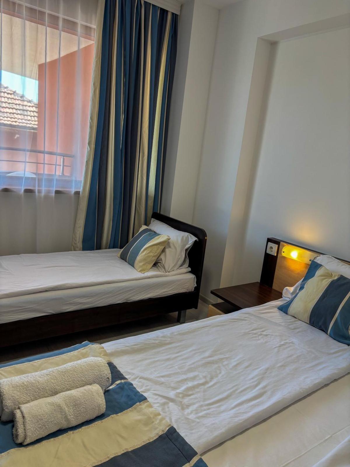 Marianas Guesthouse Obzor Eksteriør bilde